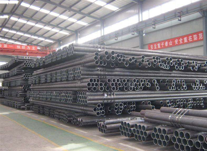 大口徑合金<a href='http://m.bztfhg.cn' target='_blank' style='color:#0000FF; text-decoration:underline;'>無縫管</a> <a href='http://m.bztfhg.cn/' target='_blank' style='color:#0000FF; text-decoration:underline;'>16mn無縫鋼管</a>建筑工程用管 熱軋無縫鋼管 大口徑合金無縫管 16Mn無縫鋼管建筑工程用管 熱軋無縫鋼管